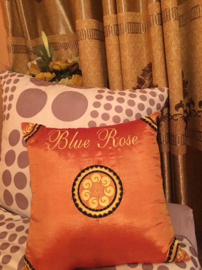 Blue Rose Apartman KLV Exterior foto